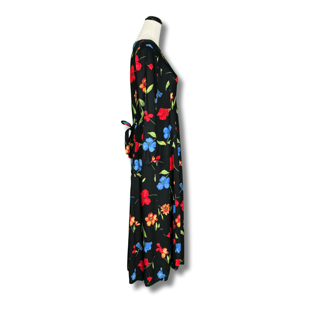 Clues Collection 1970s Black Floral Long Sleeved Maxi Dress