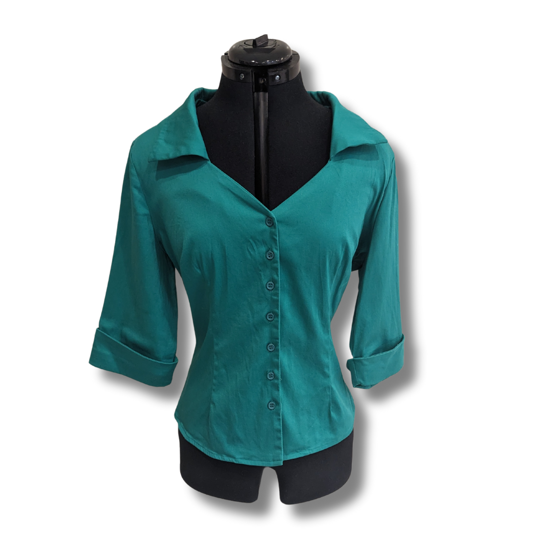 Collectif Mona Blouse in Green