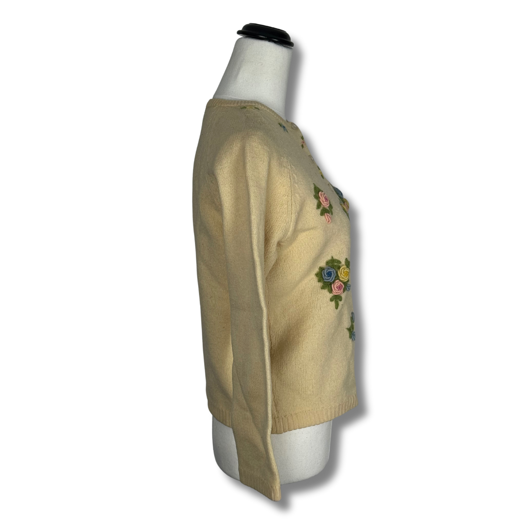 Hand Full Fashioned 50s Hand Loomed Flower Cardigan