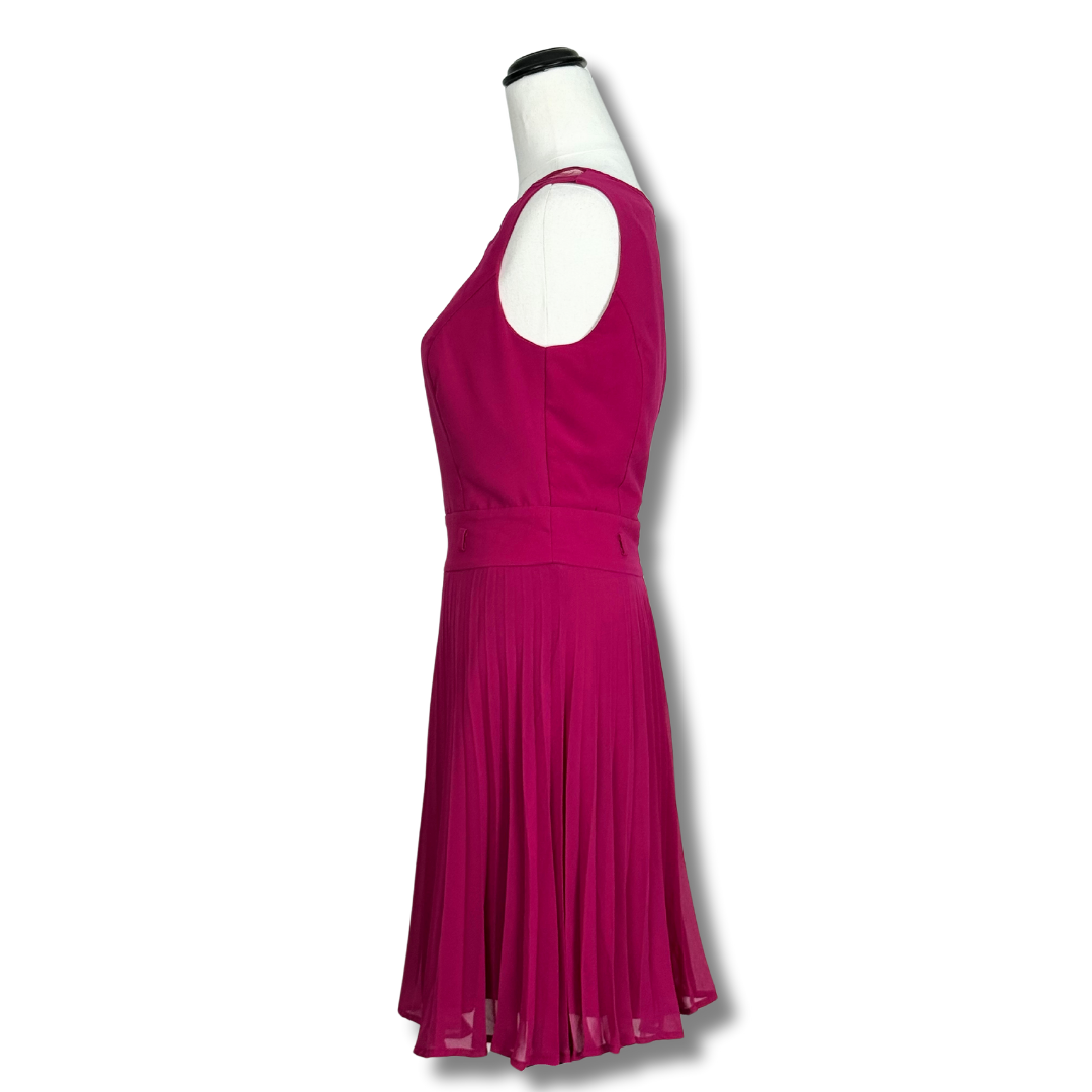 Review Pink Pleated Dress